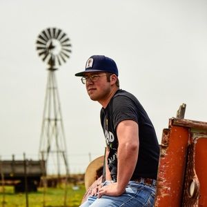 Meet your Posher, Kameron